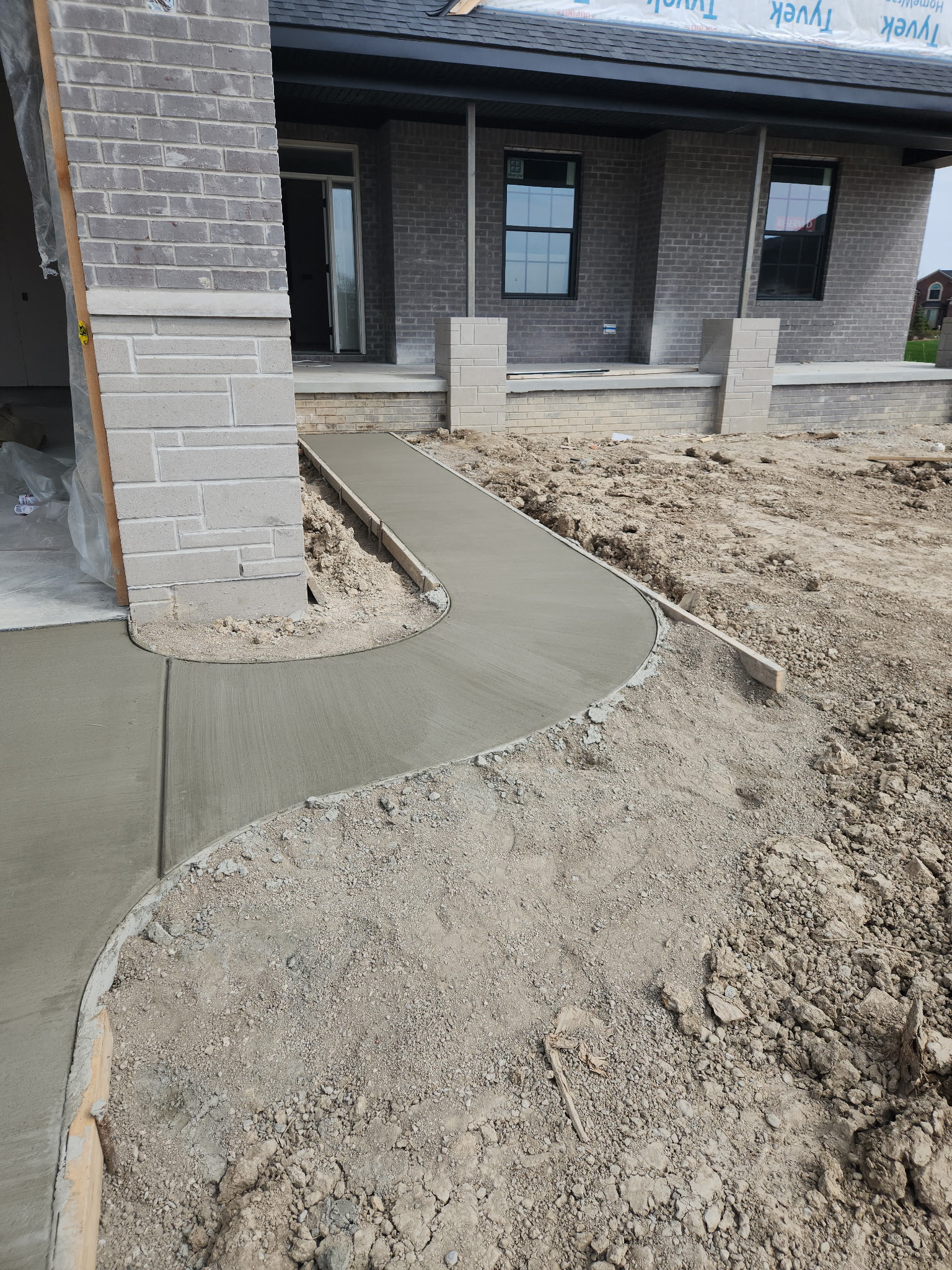 Residential concrete sidewalk